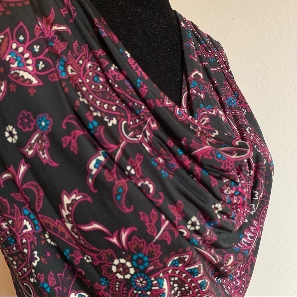 Drape neck sleeveless paisley print top in vibrant colors, new without tags